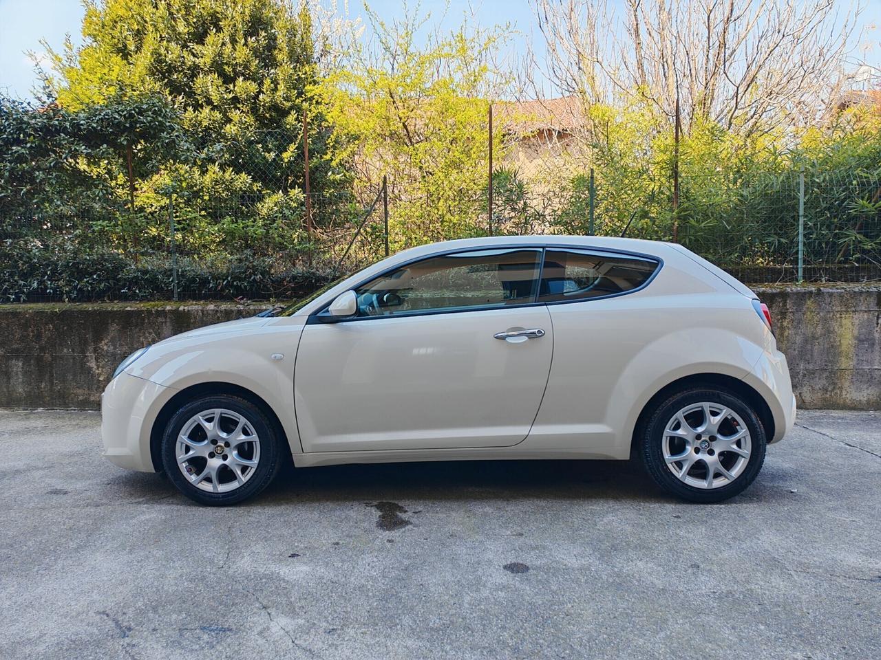 Alfa Romeo MiTo 1.4 BENZINA 80cv / Uniproprietario