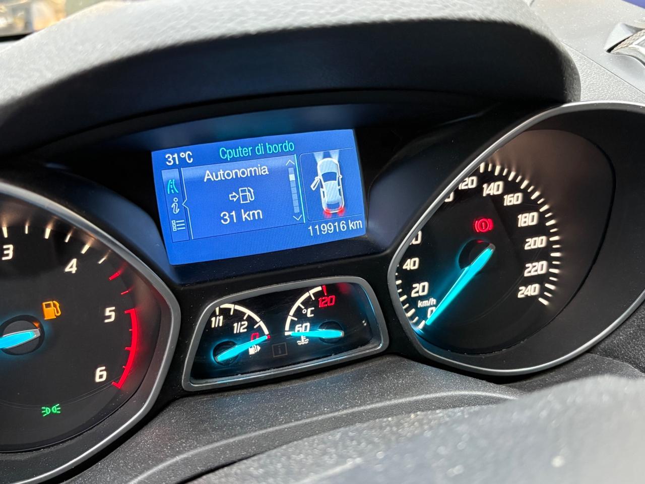 Ford Kuga 2.0 TDCI 140 CV 4WD Titanium