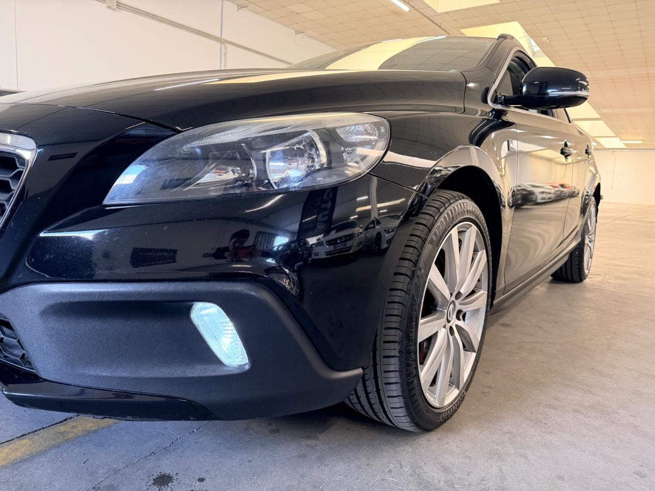 Volvo V40 Cross Country D2 Ocean Race