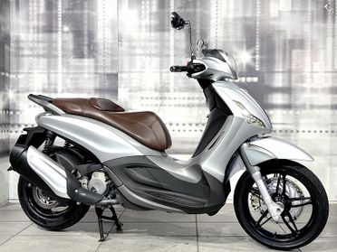 Piaggio Beverly 350 Sport Touring
