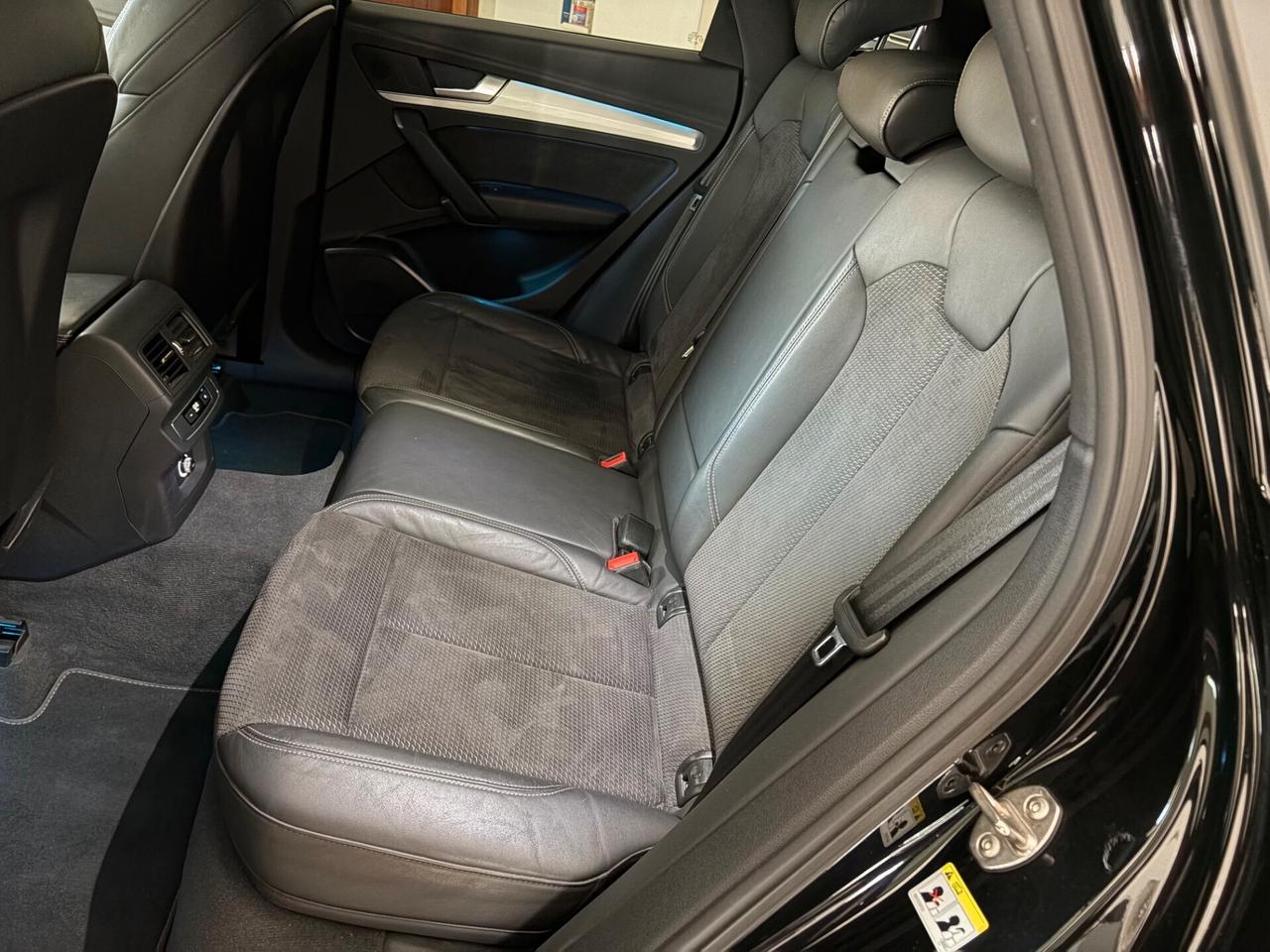 AUDI Q5 40 TDI S TRONIC S LINE PLUS 124.000 KM