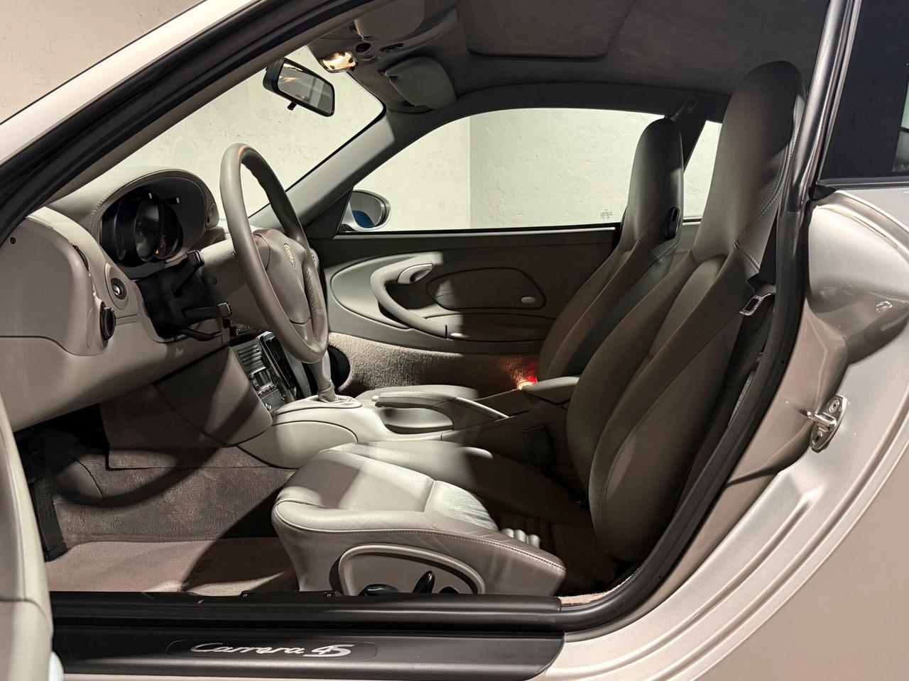 Porsche 911 Carrera 4S cat Coupé