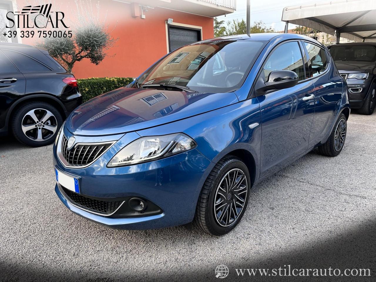 Lancia Ypsilon 1.0 FireFly 5 porte S&S Hybrid Gold