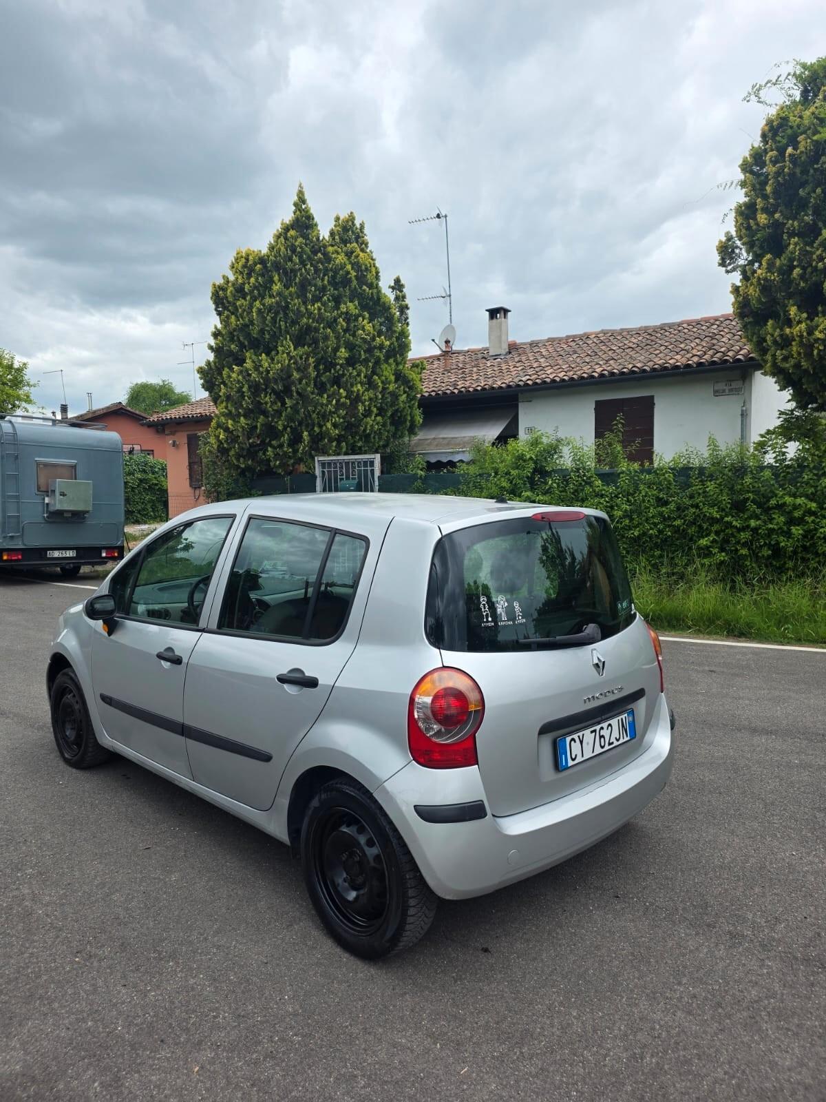 Renault Modus 1.2 16V TCE Grazia