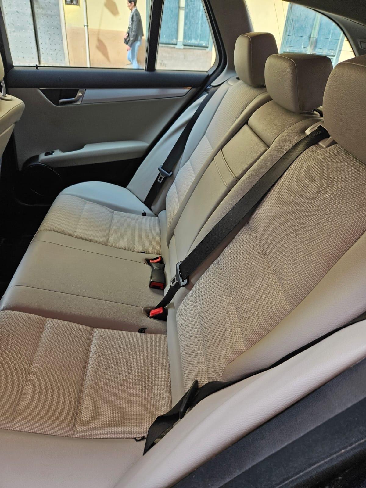 Mercedes-benz C 220 C 220 CDI BlueEFFICIENCY Avantgarde AMG