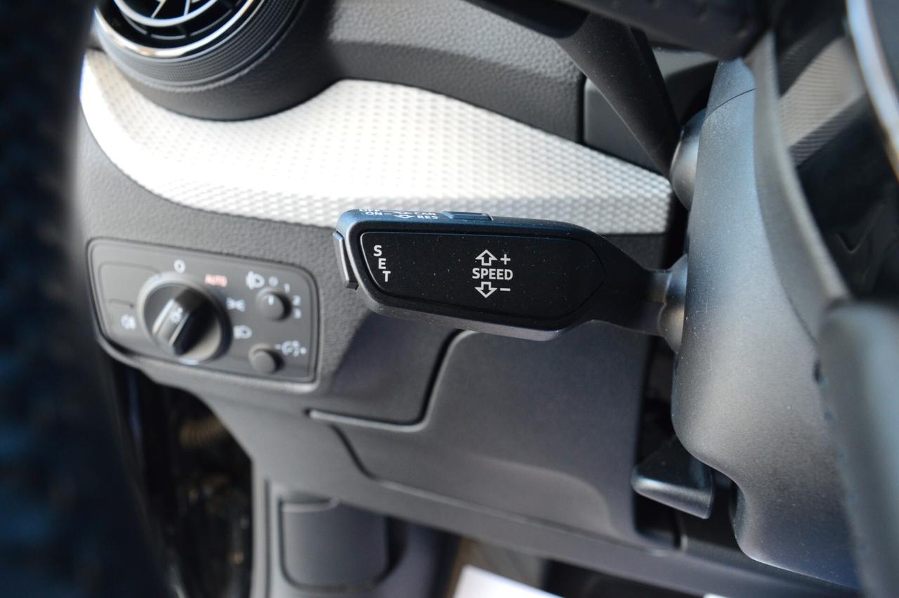 Audi Q2 1.4 TFSI COD S tronic Business