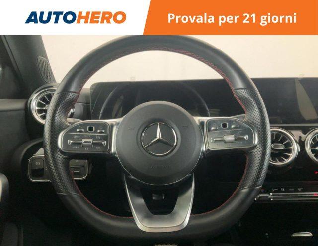 MERCEDES-BENZ A 180 d Automatic Premium