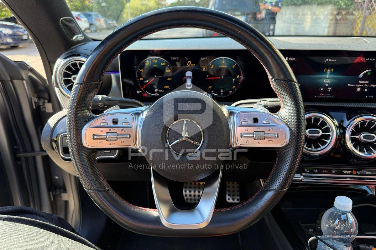 MERCEDES CLA 180 d Automatic Premium