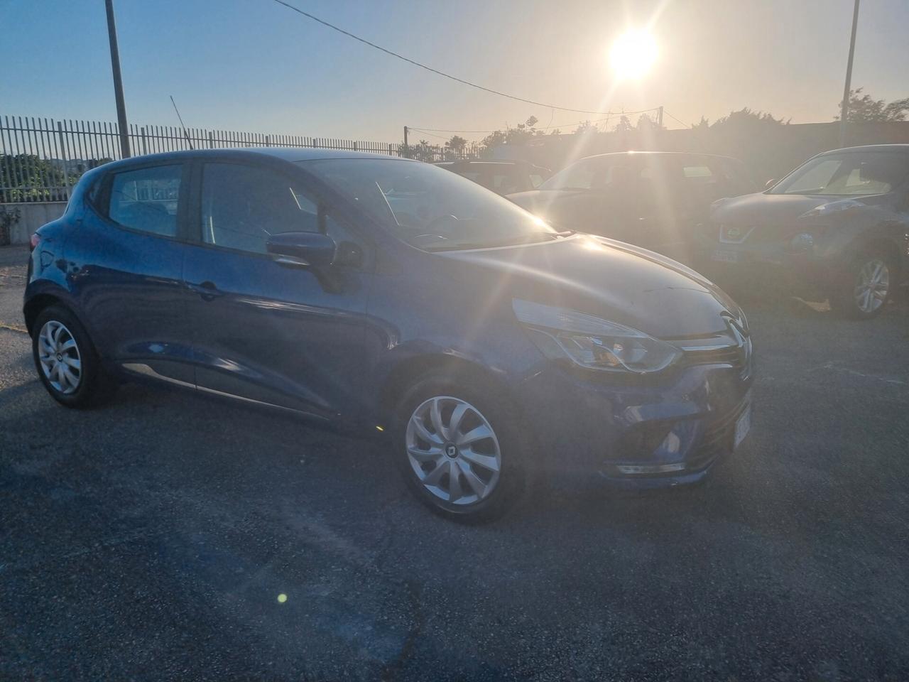 Renault Clio 1.2 75CV 5 porte Life