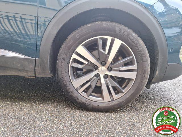 PEUGEOT 3008 BlueHDi 130 S&S EAT8 Allure Pack UNICO PROPR