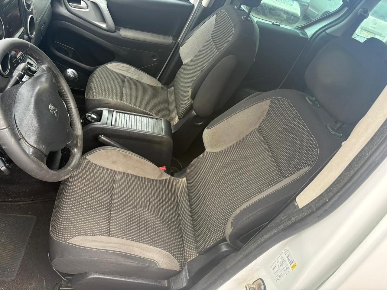 Peugeot Partner Tepee 2016 BlueHDi 120 S&S Outdoor