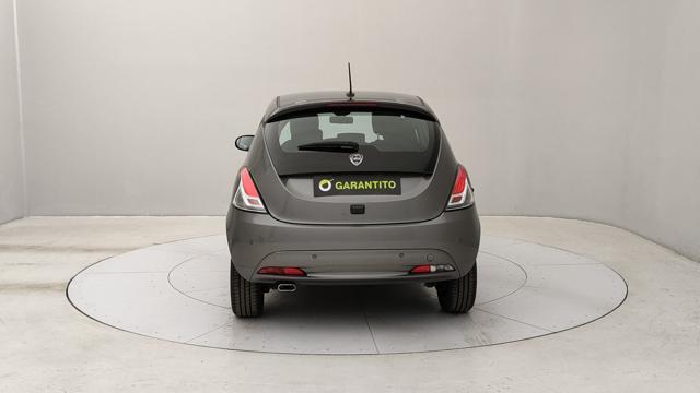 LANCIA Ypsilon 1.0 firefly hybrid Platino s&s 70cv