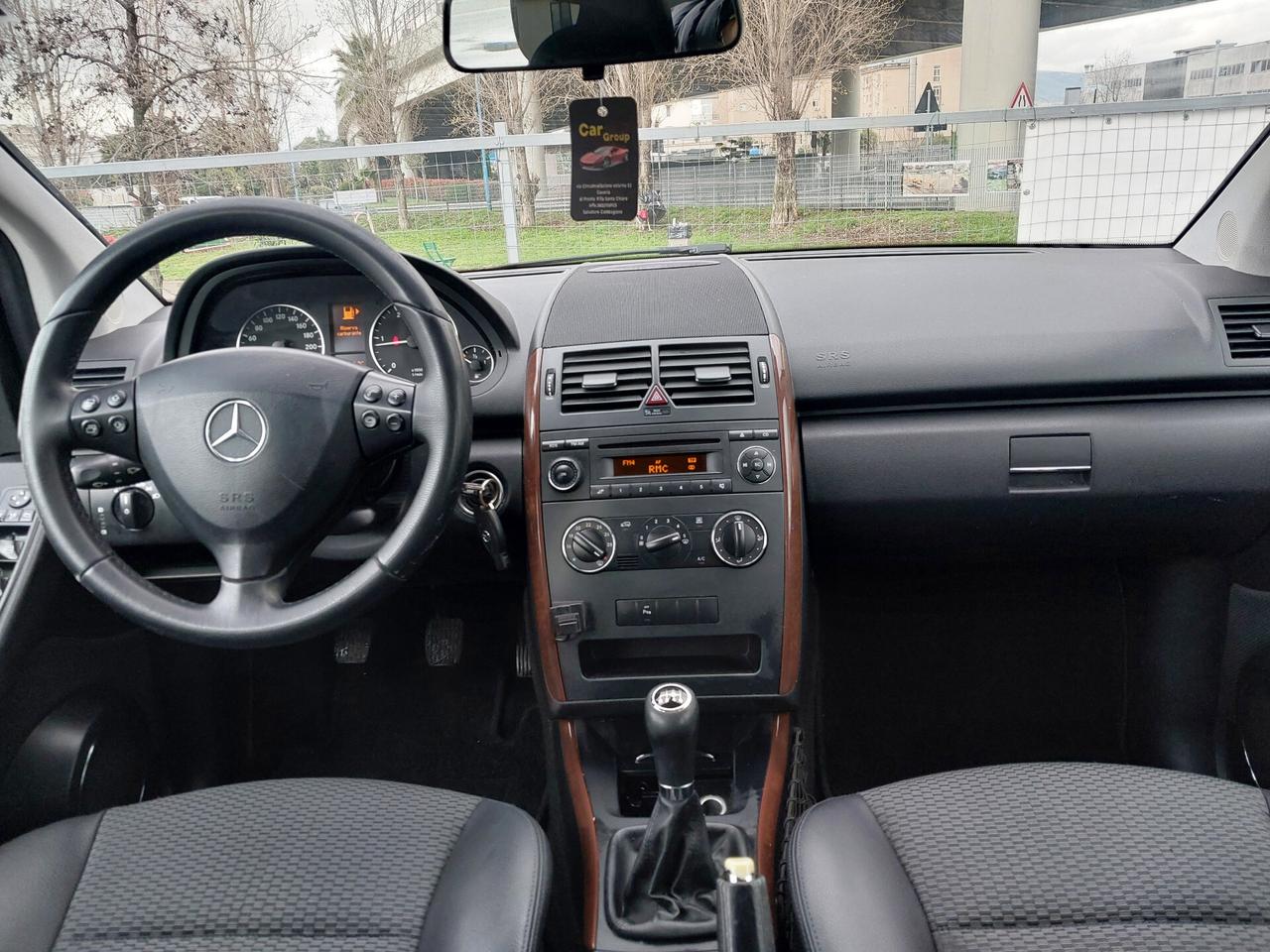 MERCEDES A 180 CDI ELEGANCE 10/2011
