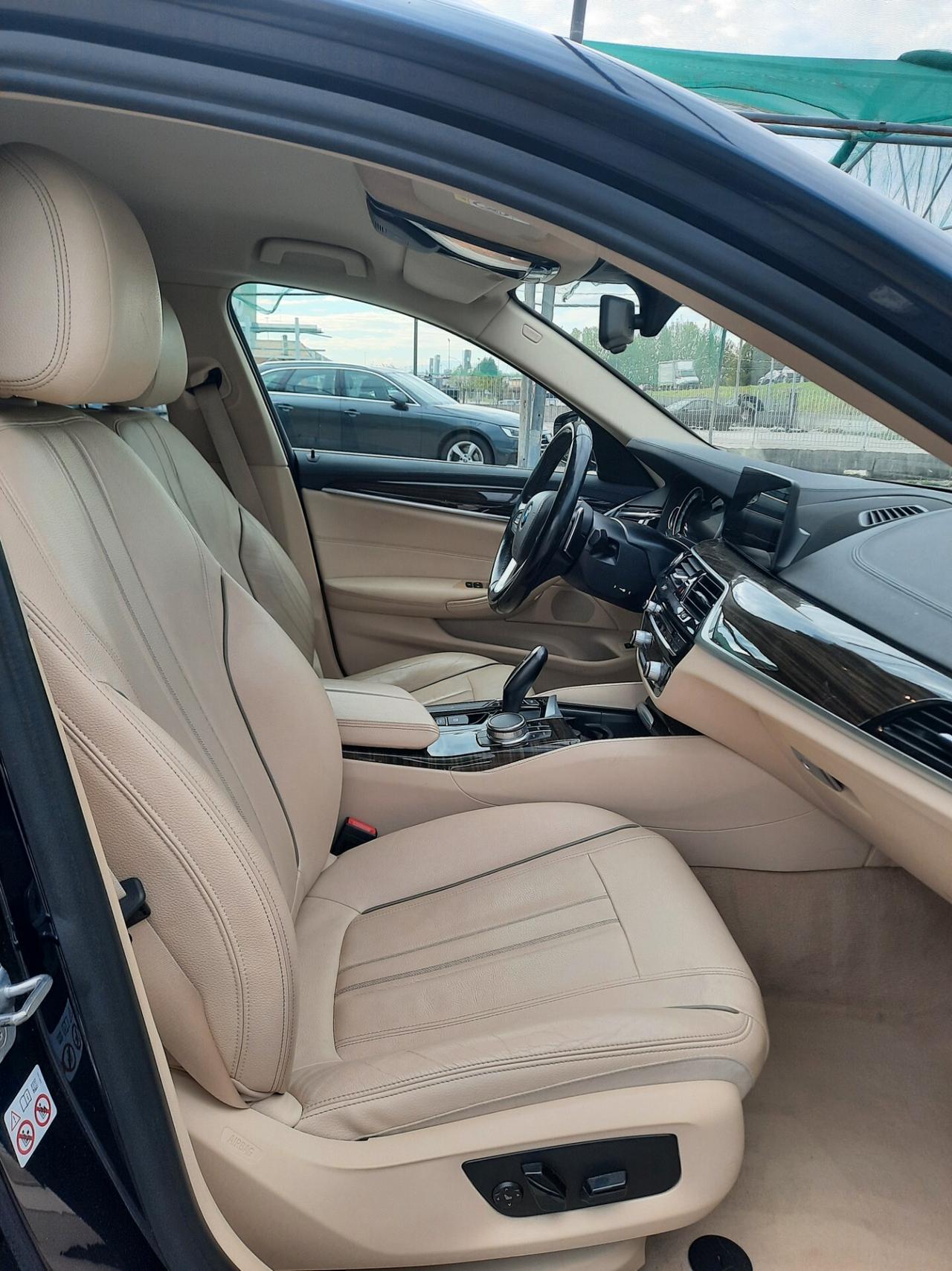 Bmw 520 520d xDrive Touring Luxury