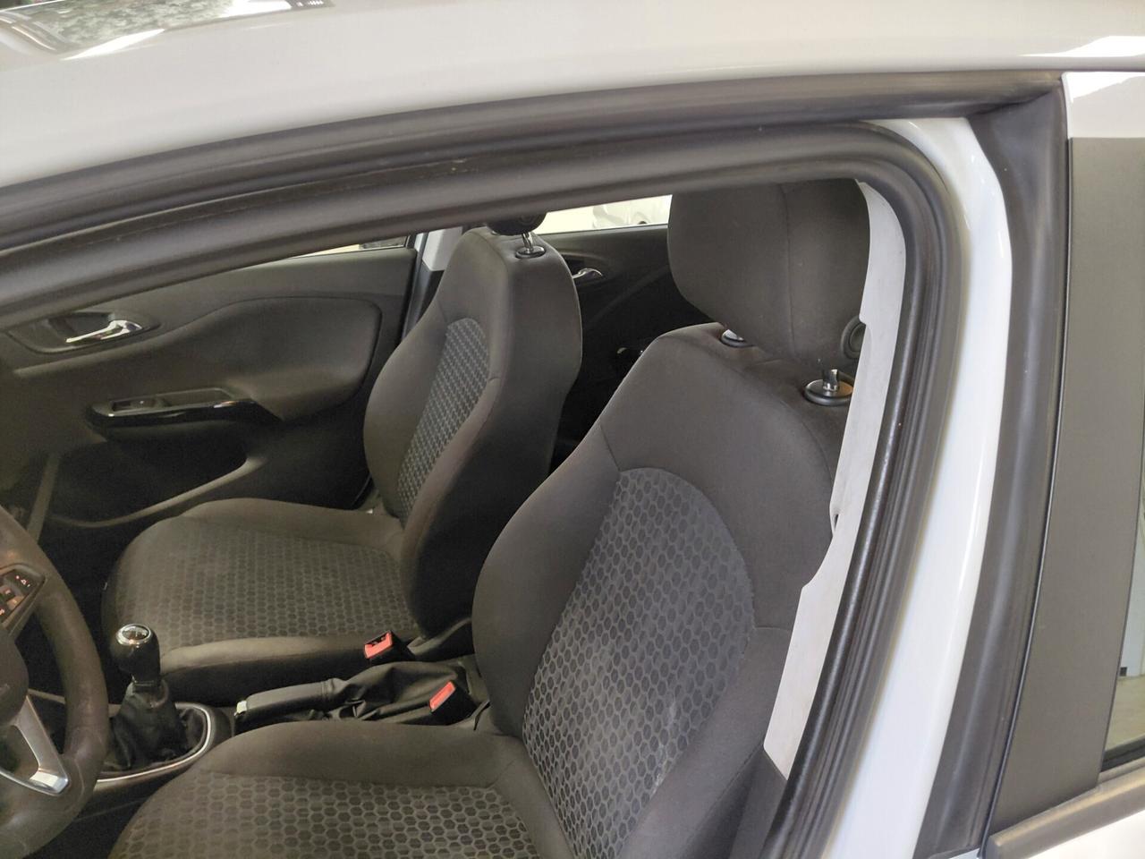 OPEL CORSA ANNO 2015 BZ GPL ADATTA NEOPATENTATI KM 162 MILA