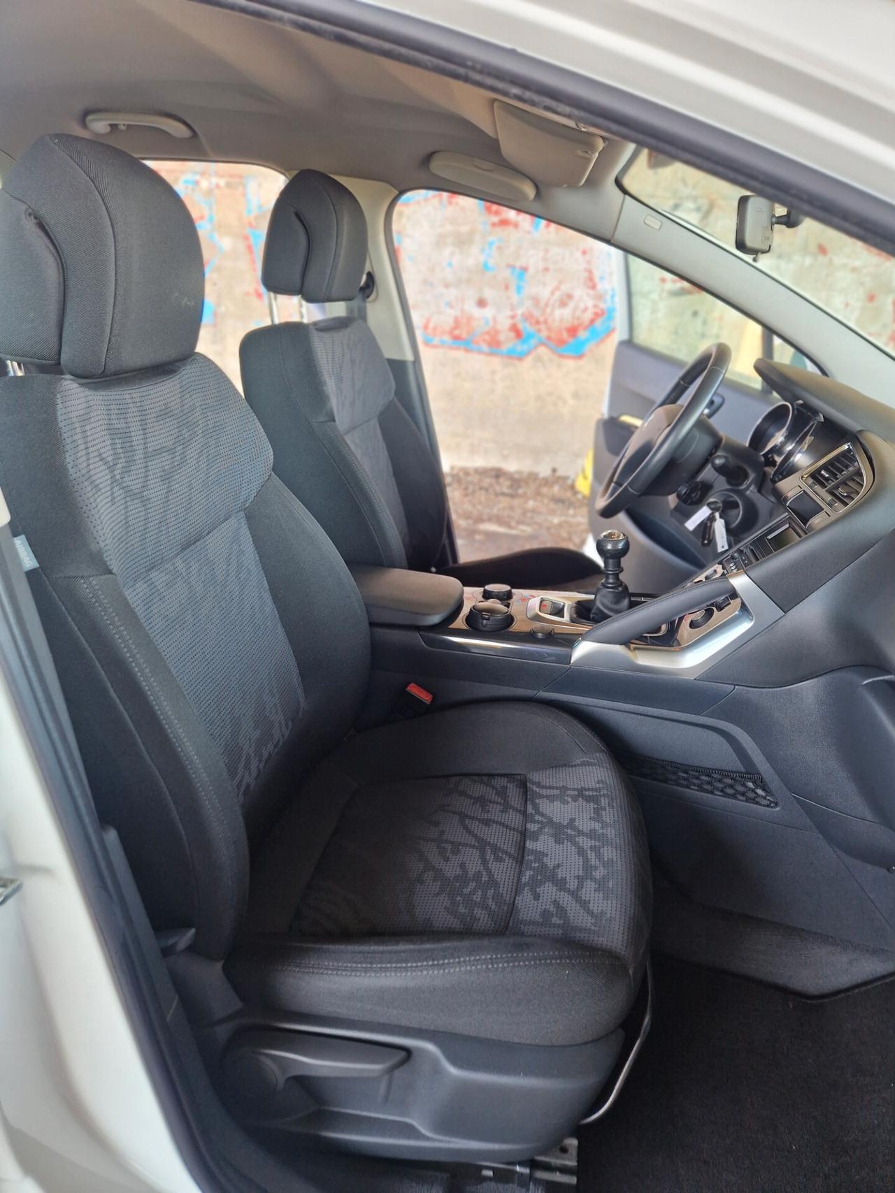 Peugeot 3008 1.6 HDi 110CV Business