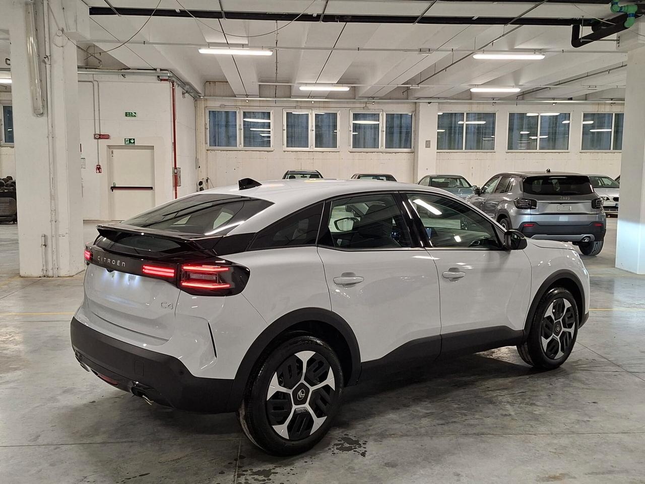 Citroen C4 1.2 PureTech 130CV Plus EAT8 Km. 0 MY'25