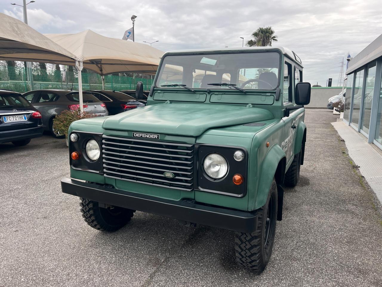 Land Rover Defender 90 BENZINA 6 POSTI