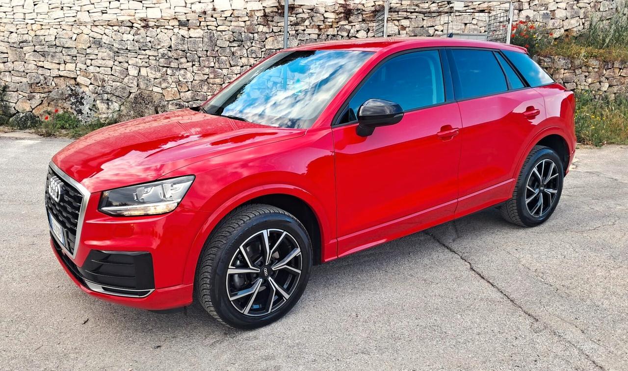 Audi Q2 35 TDI quattro S tronic Admired (Iva esposta)