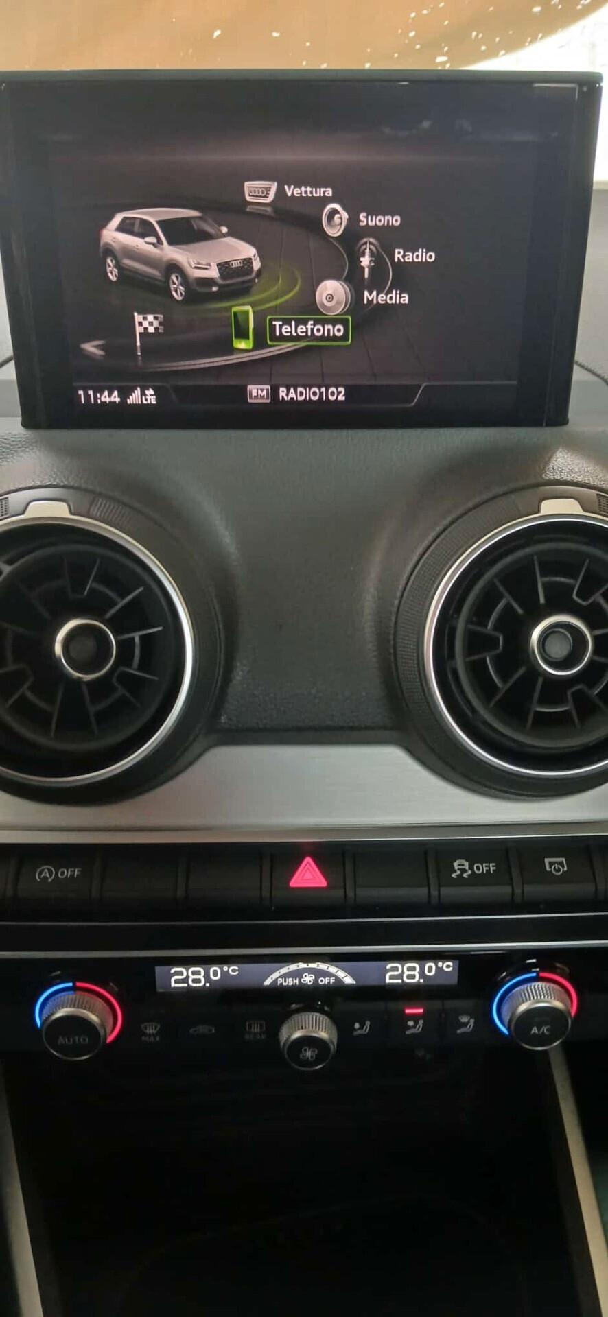 Audi Q2 35 2.0 TDI 150cv Stronic Identity Black - 2020