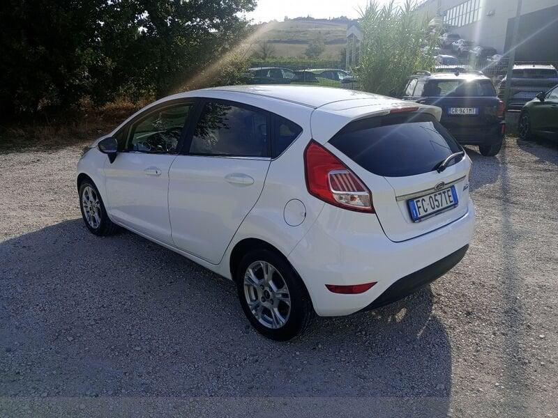 Ford Fiesta 2013 Diesel 5p 1.5 tdci Business 75cv E6