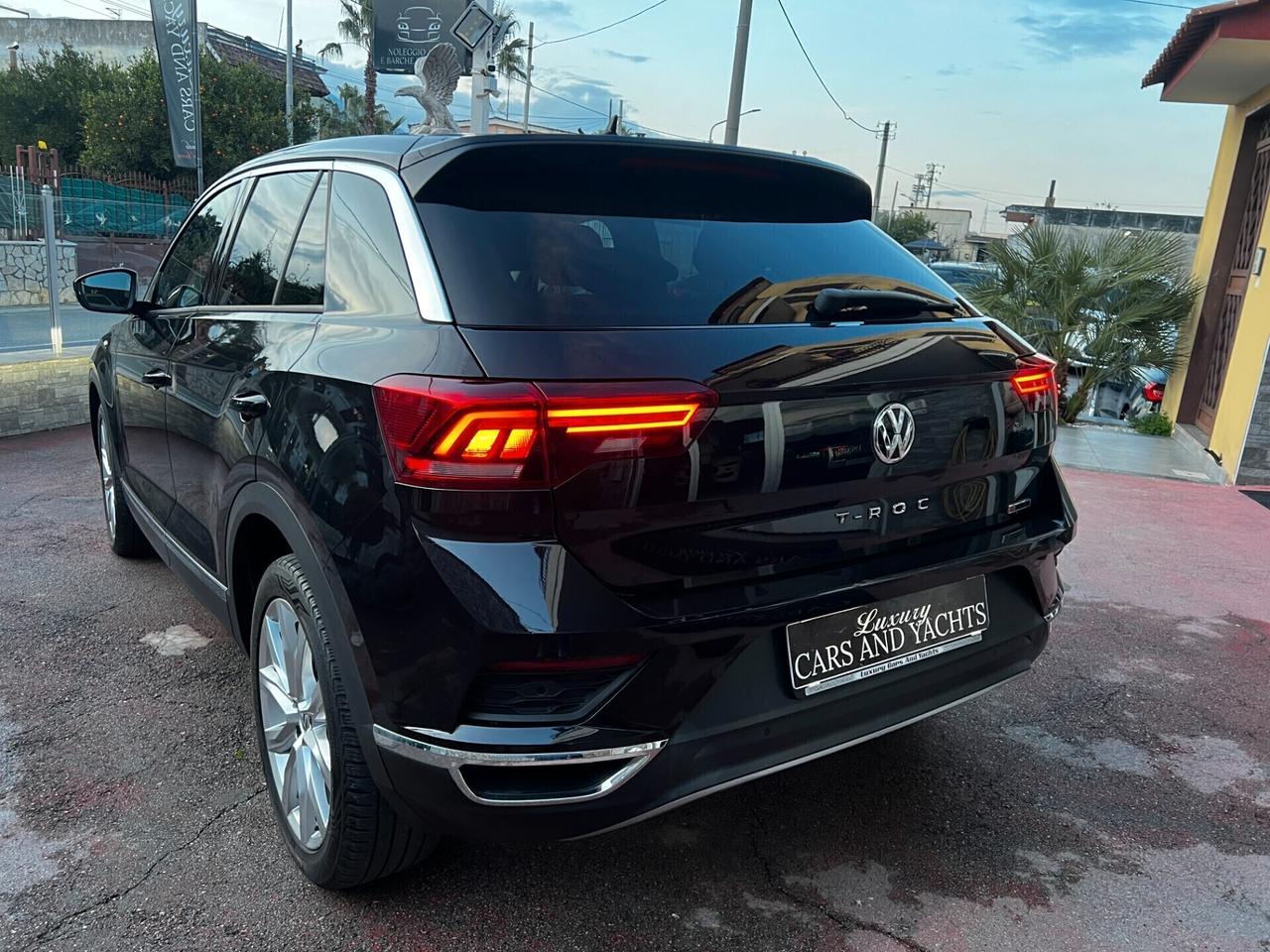 Volkswagen T-Roc 2.0 TDI 150 CV DSG 4MOTION-FULL
