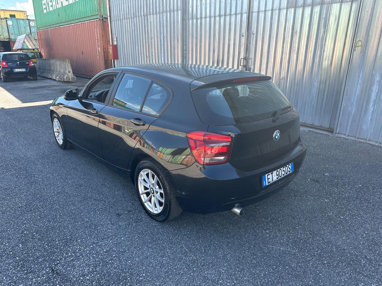 Bmw 116 116d 5p. Urban fullll