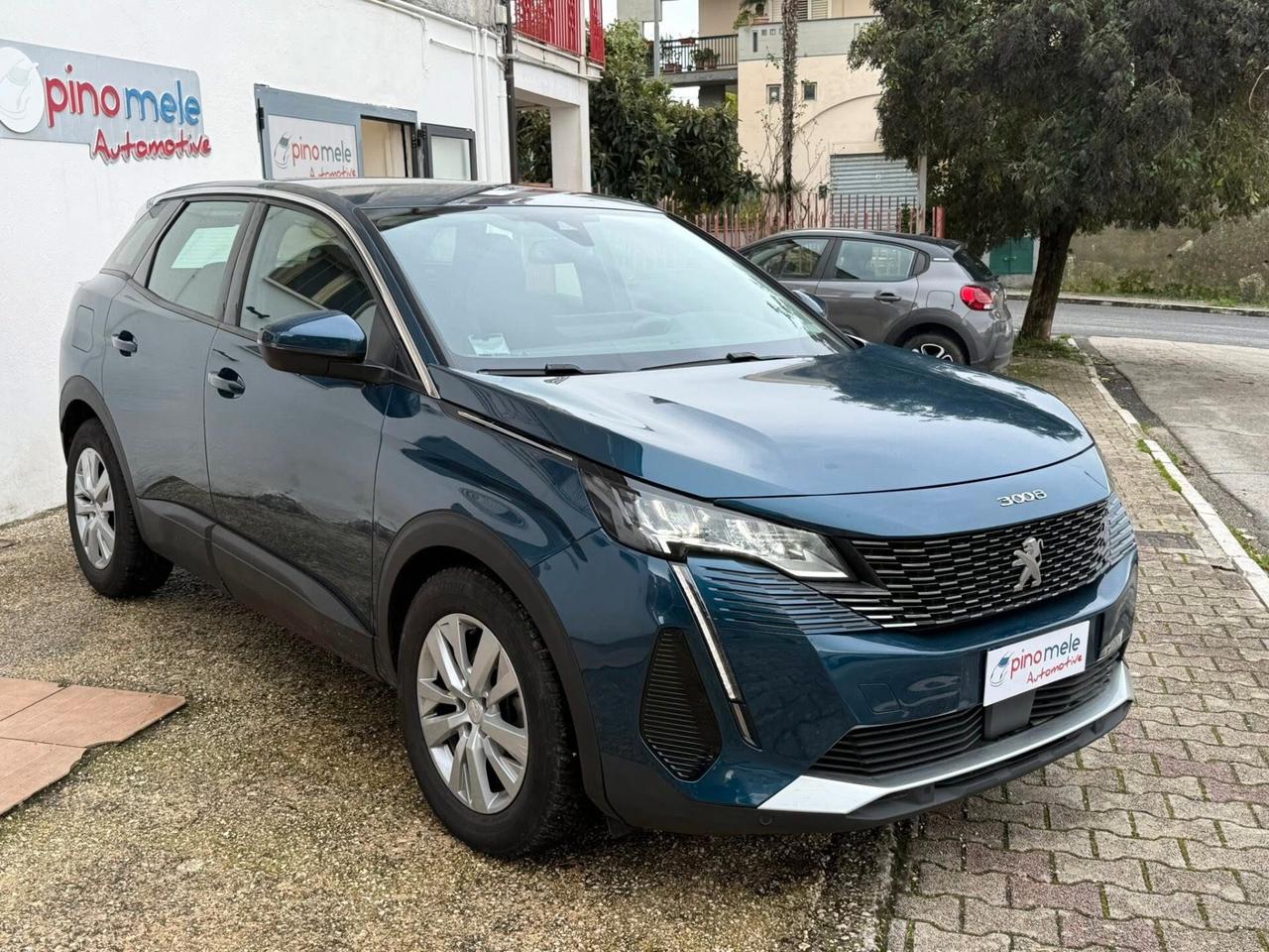 Peugeot 3008 BlueHDi 130 S&S EAT8 Active Pack