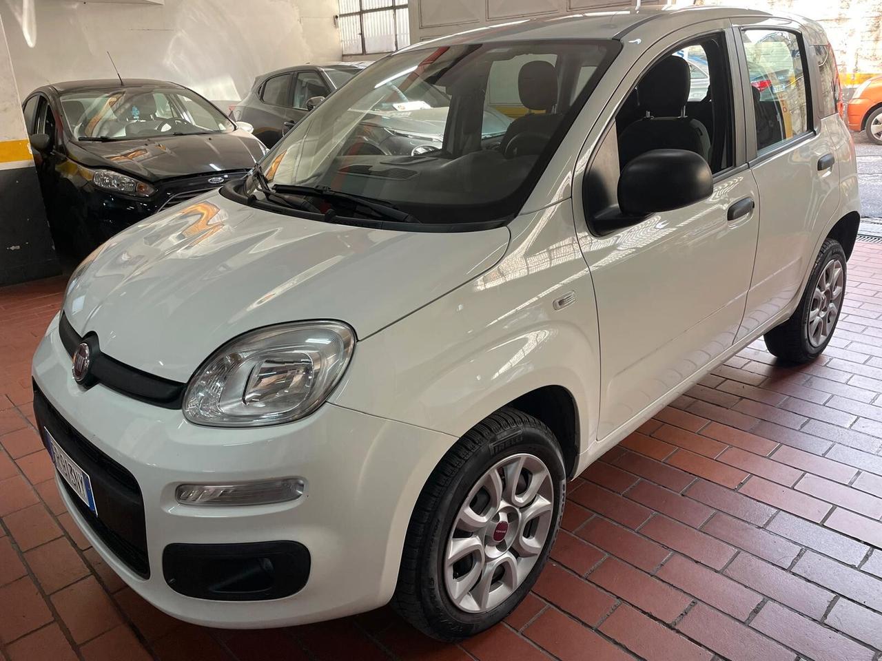 Fiat Panda 0.9 TwinAir Turbo Natural Power Lounge