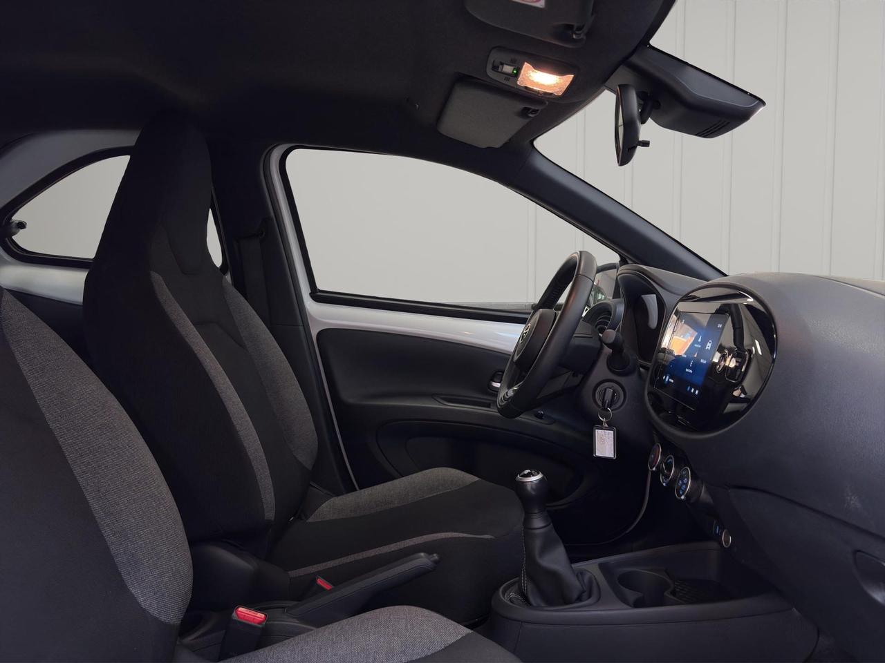 Toyota Aygo X 1.0 Active 72cv