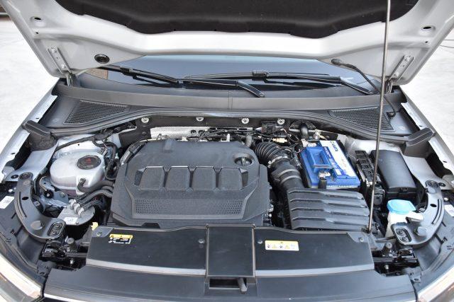 VOLKSWAGEN T-Roc 2.0 TDI SCR 150 CV DSG BMT *NAVIGATORE*