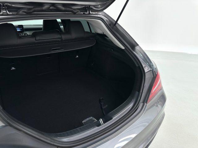 MERCEDES-BENZ CLA 200 d S.W. Automatic Premium