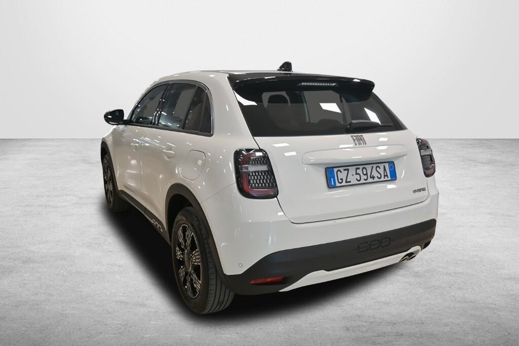 FIAT 600 1.2 HYBRID 145CV DCT MHEV POP ( FARI LED - COCKPIT - CRUISE - MIRROR - SENSORI POST. - CERCHI 17 )