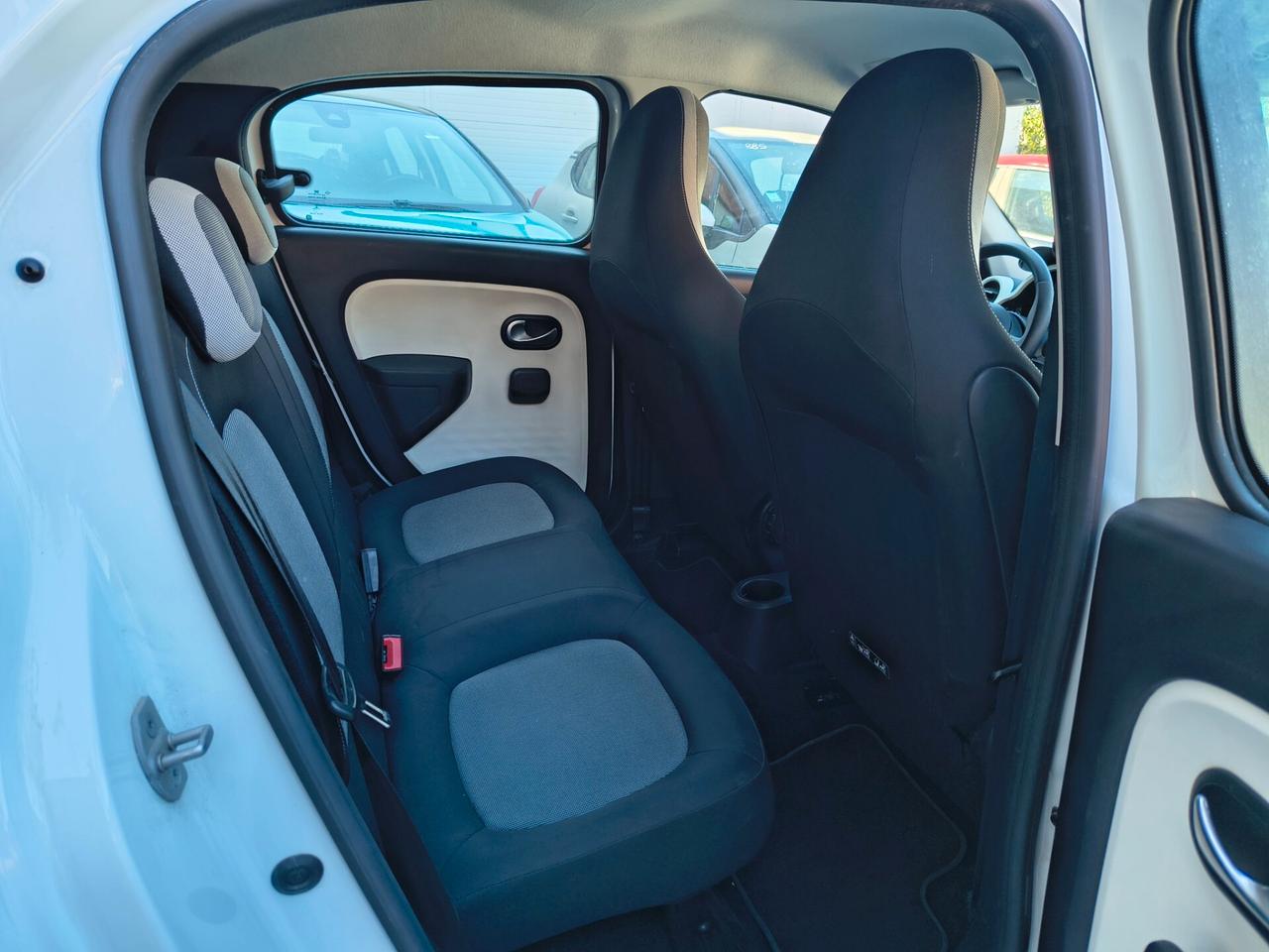 Renault Twingo SCe 65 CV Duel