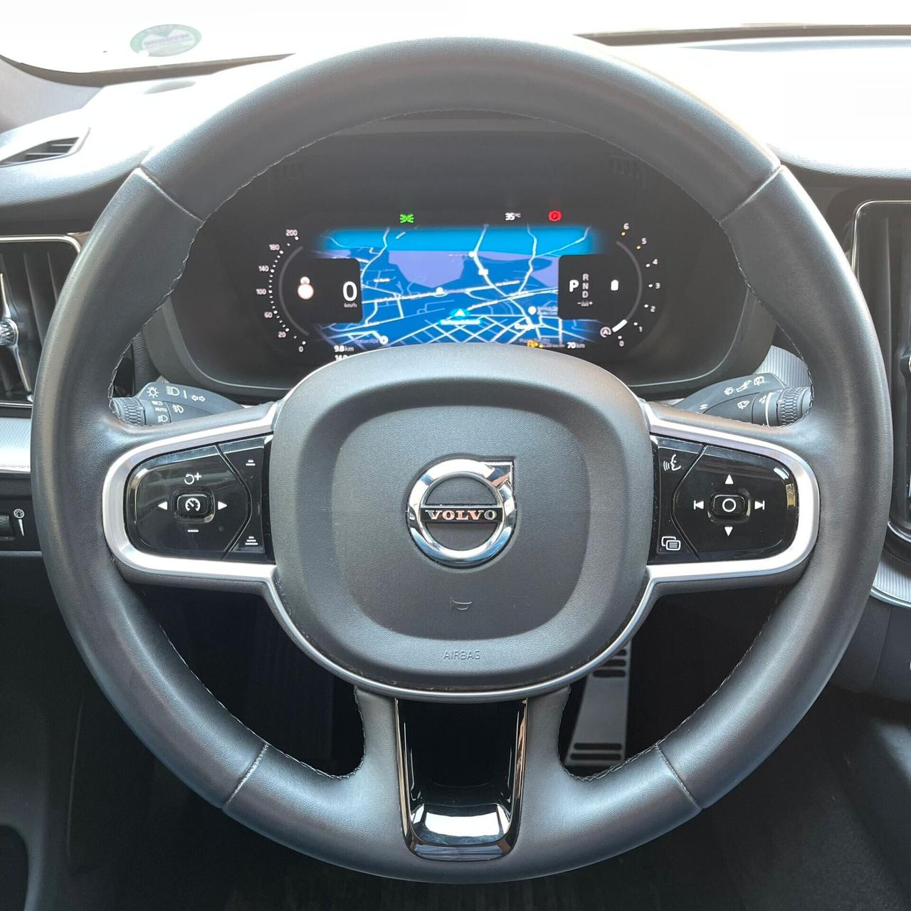Volvo XC60 B4 AWD Plus Dark N1 Autocarro