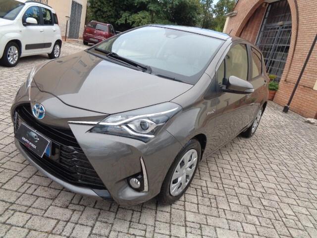 Toyota Yaris 1.5 Hybrid 5 porte Business