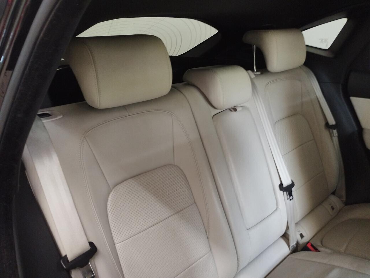 Jaguar E-Pace 2.0D 180 CV AWD aut. R-Dynamic S