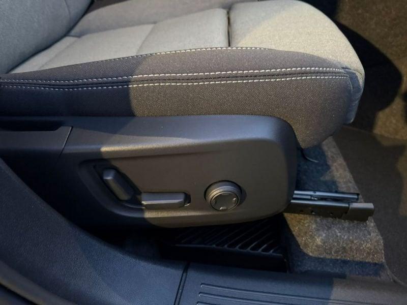 Volvo XC40 B3 automatico Plus Black Edition