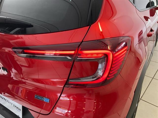 RENAULT Captur 1.6 E-Tech full hybrid Rive Gauche 145cv auto