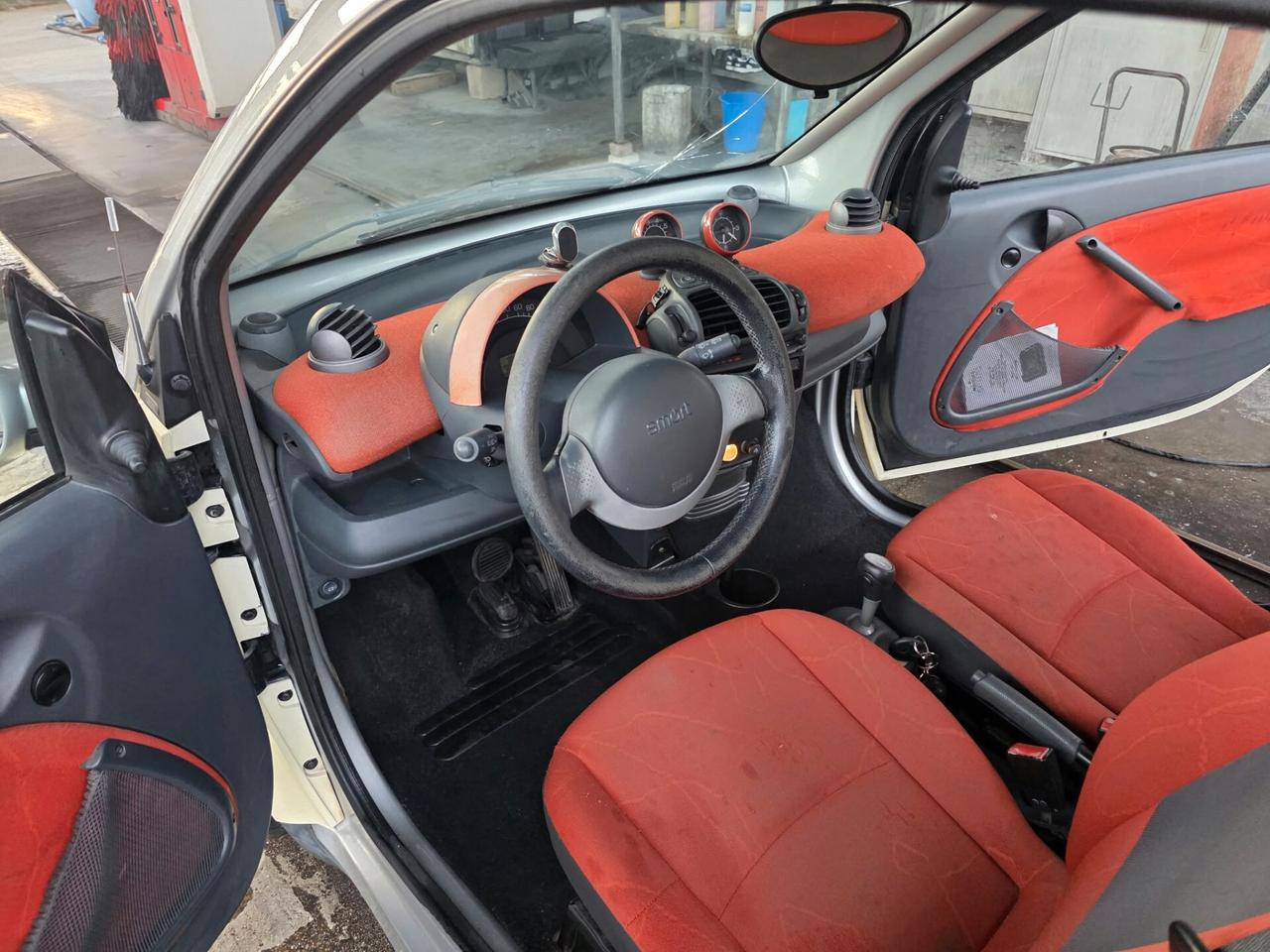 Smart ForTwo 700 coupé pure (45 kW)