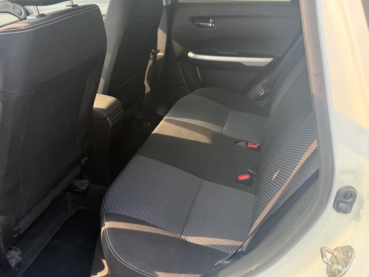 Suzuki Vitara 1.6 DDiS V-Top solo 99000km