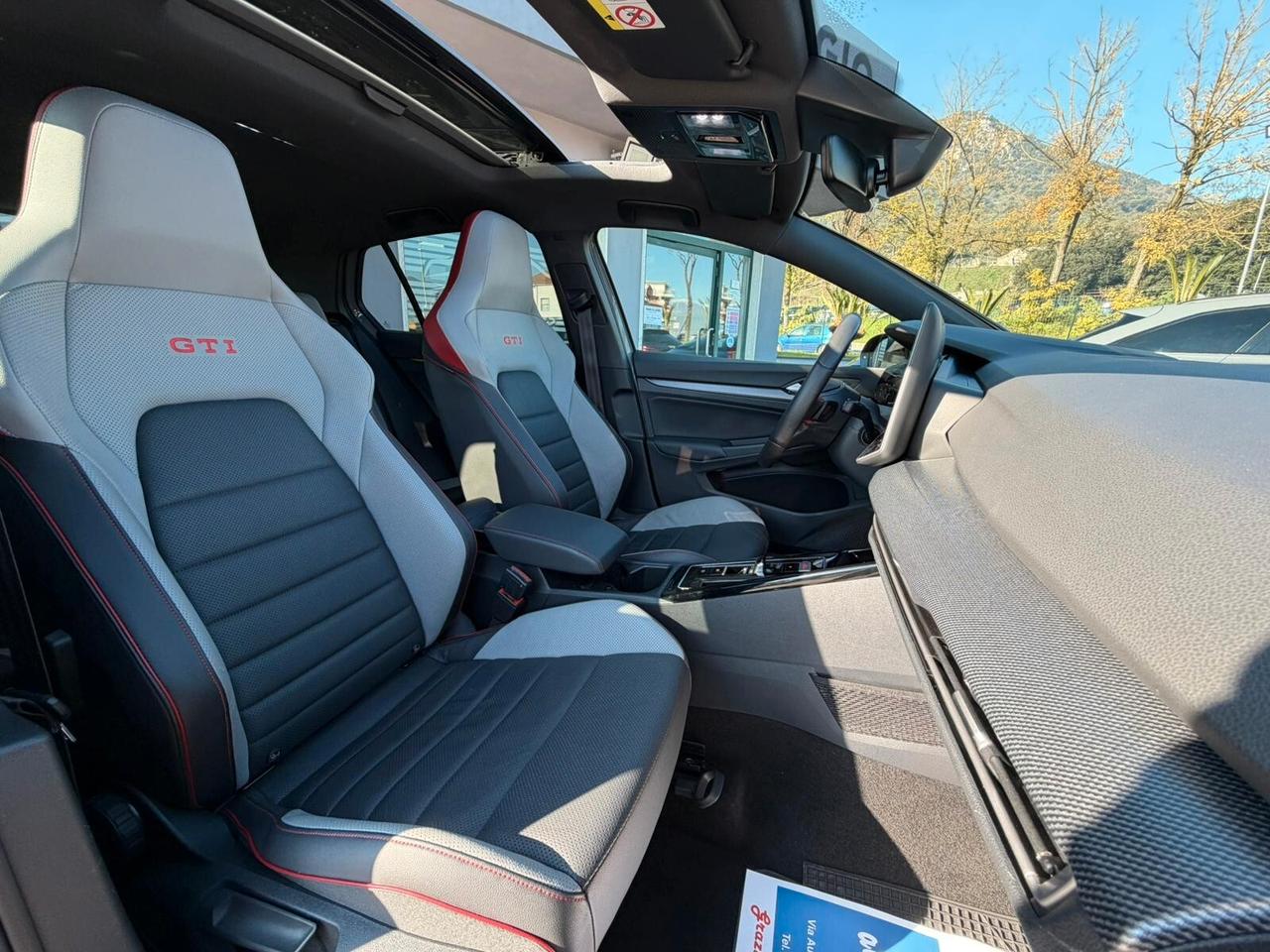 Volkswagen Golf GTI 8.5 2.0 TSI 265 CV PANORAMA IQ LIGHT