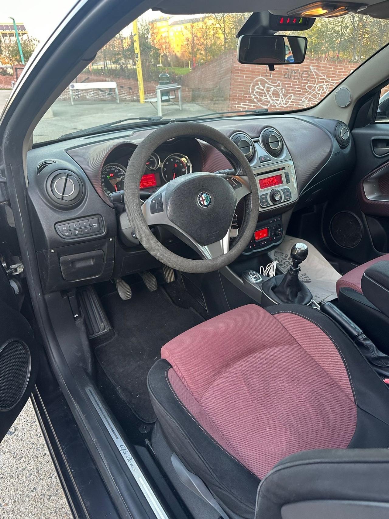Alfa Romeo MiTo 1.4 T 155 CV Distinctive Sport Pack