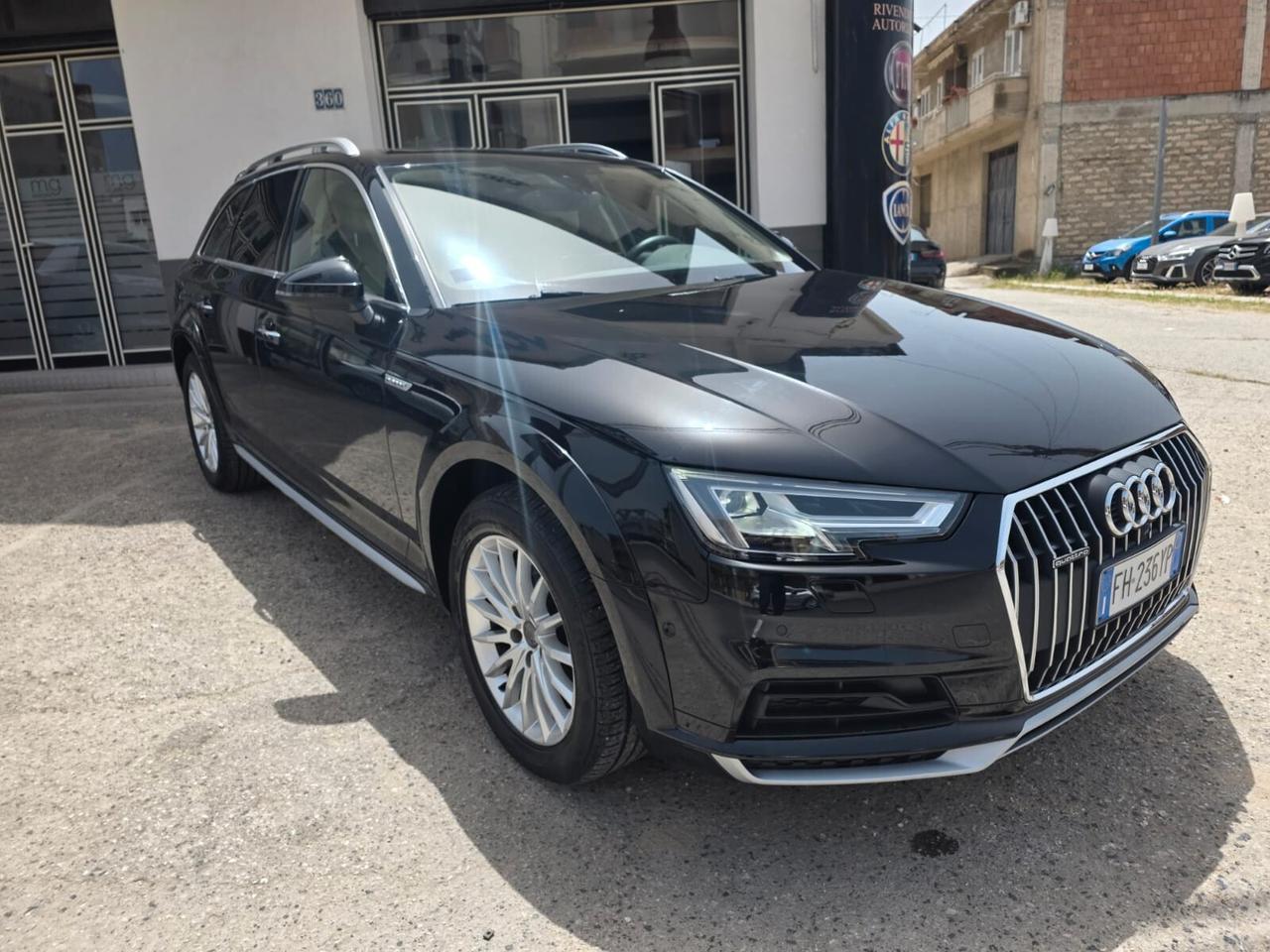Audi A4 allroad 2.0 TDI 190 CV Aut. TETTO APR. LED