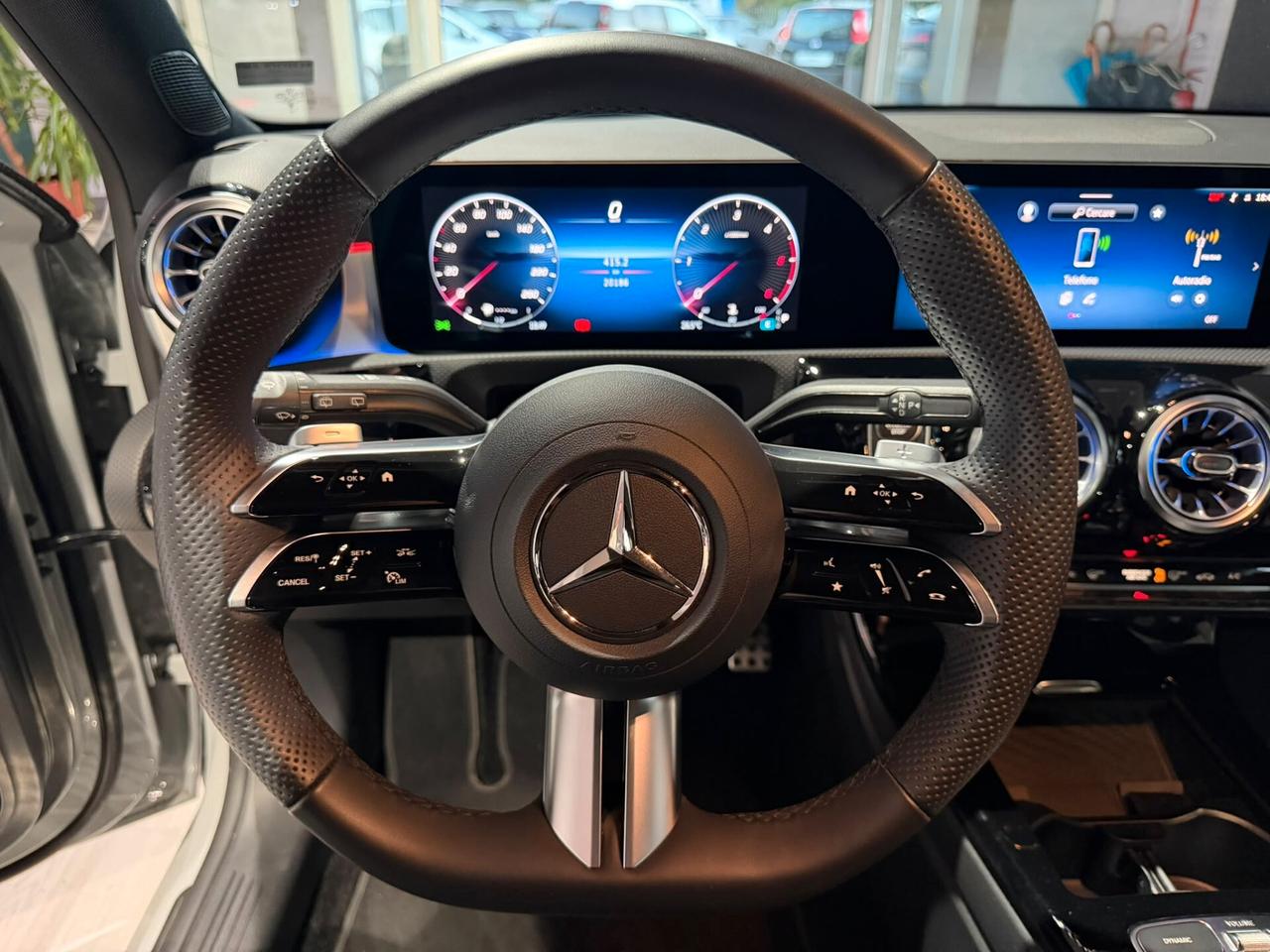 Mercedes-benz A 180 d Automatic Alpine Grey Edition