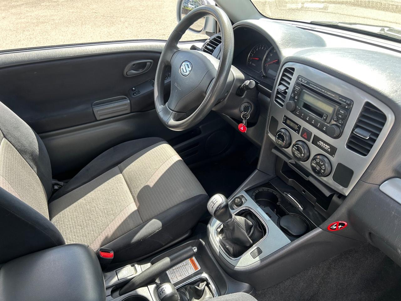 Suzuki Grand Vitara 1.6i 16V cat 3 porte