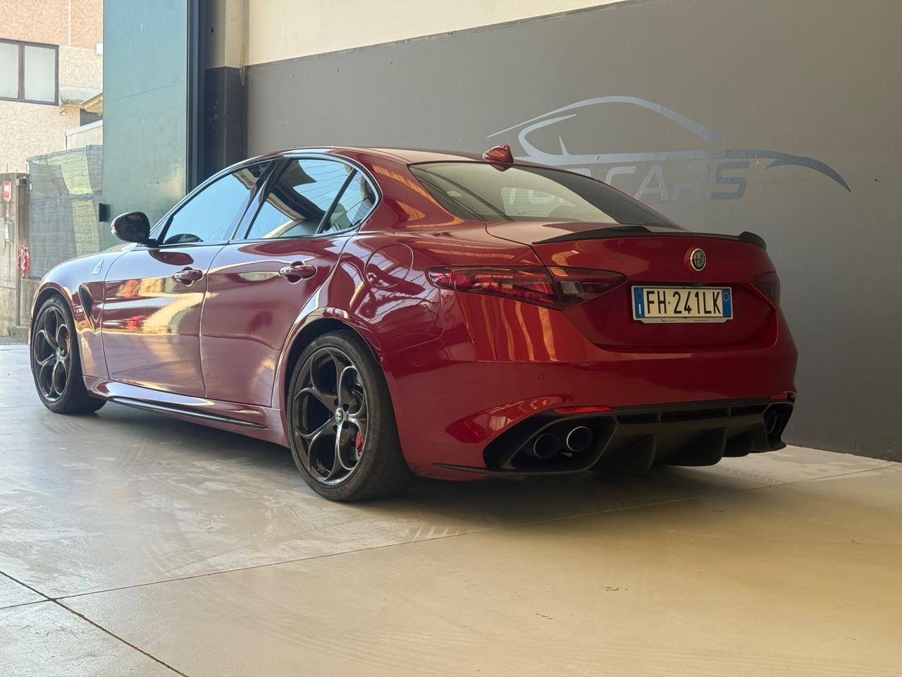 Alfa Romeo Giulia 2.9 V6 Bi-Turbo AT8 Quadrifoglio