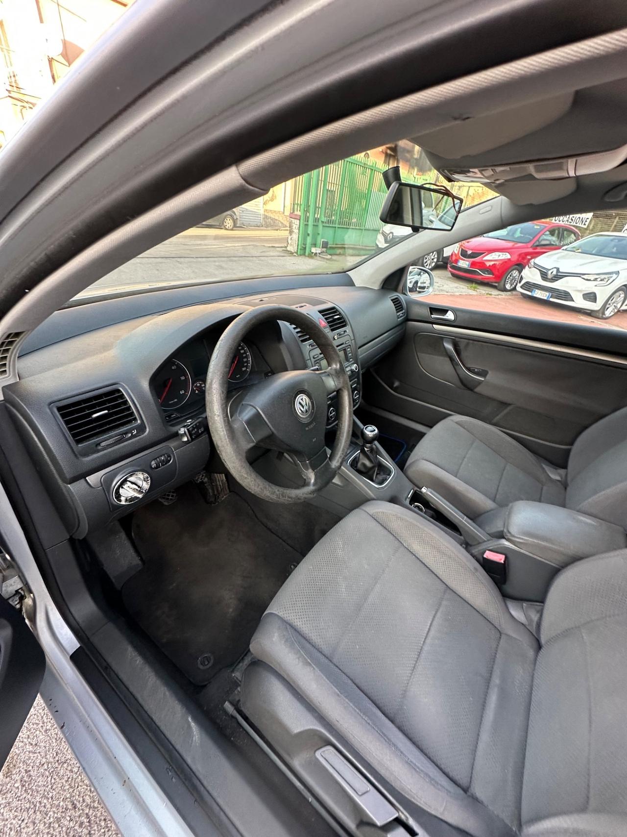 Volkswagen Golf 1.9 TDI 4mot. 3p. Sportline