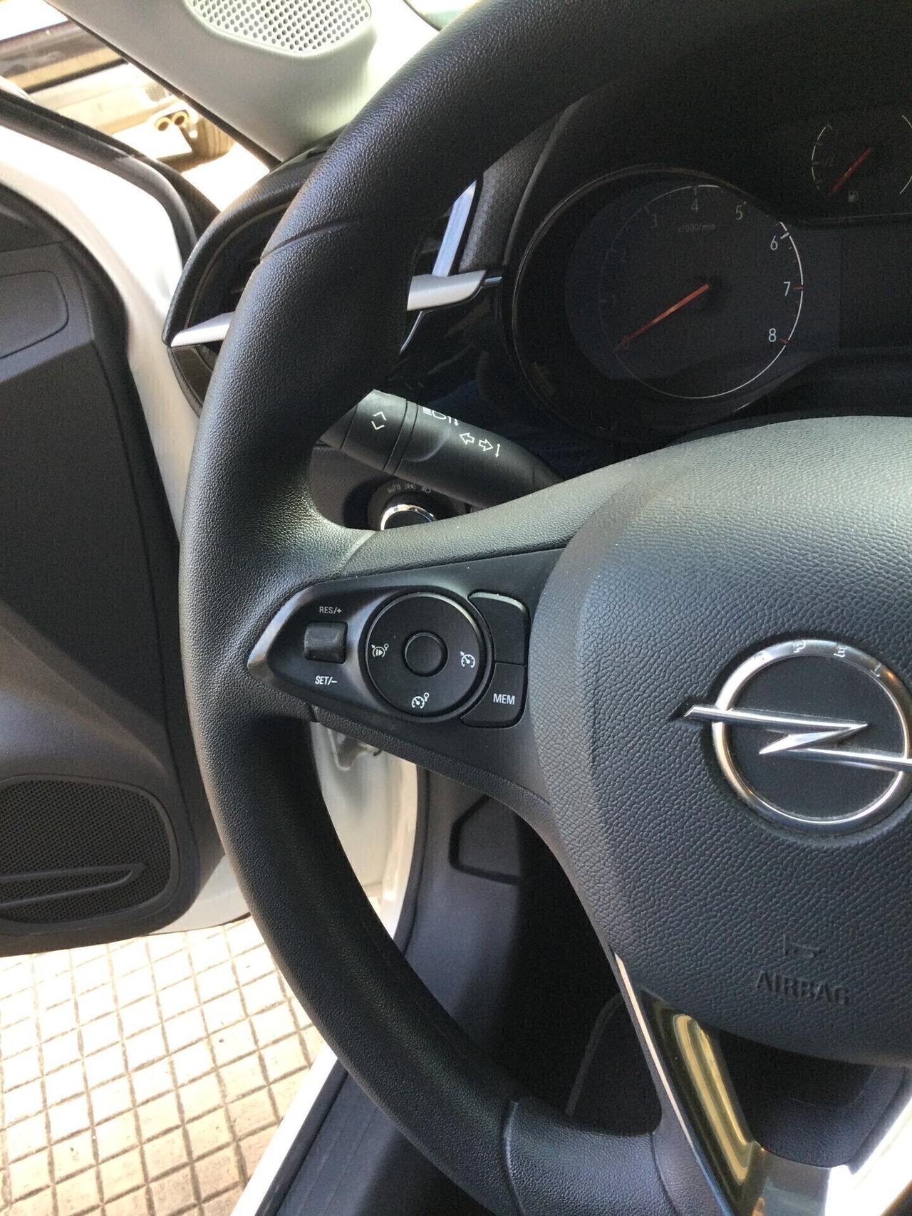 Opel Corsa 1.2 Blitz Edition