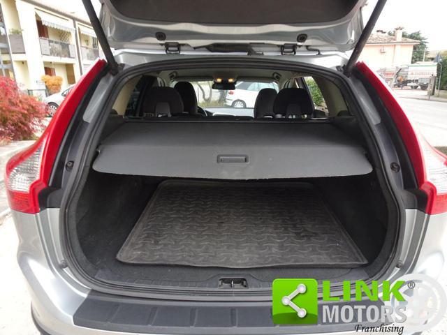 VOLVO XC60 D4 Geartronic Momentum